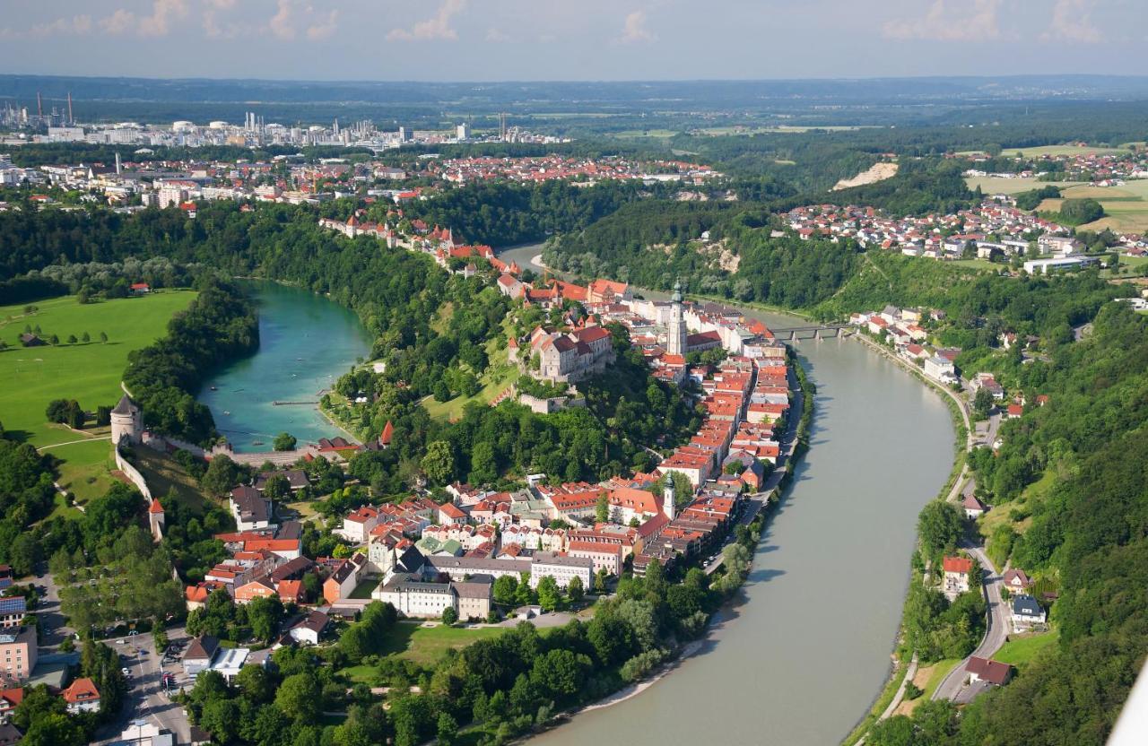 Gartenhotel Salzach Burghausen Ngoại thất bức ảnh