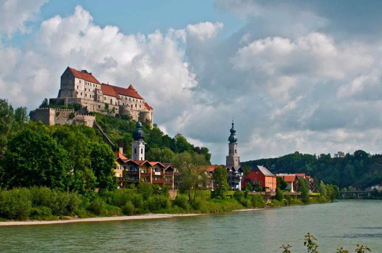 Gartenhotel Salzach Burghausen Ngoại thất bức ảnh