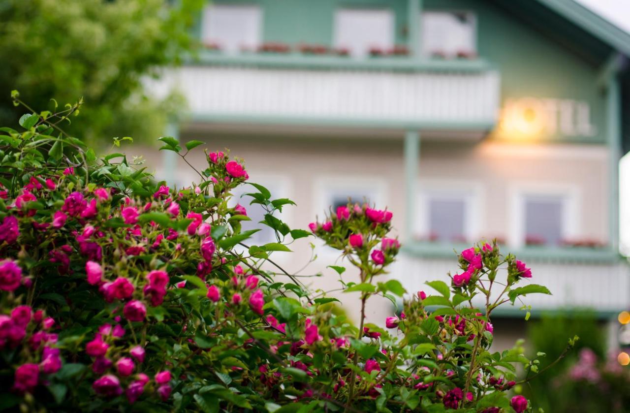 Gartenhotel Salzach Burghausen Ngoại thất bức ảnh